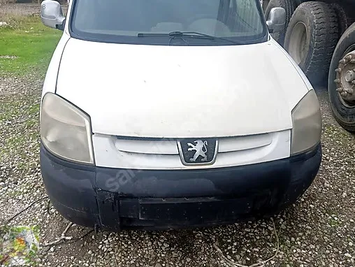 Peugeot Partner Şanzıman Komple çıkma parça