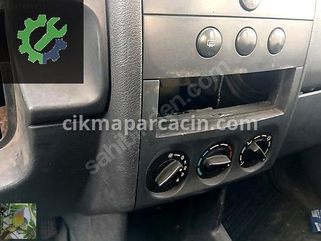 Citroen Berlingo Kalorifer çıkma parça