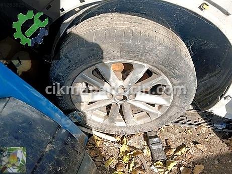 Nissan Qashqai Arka Dingil çıkma parça