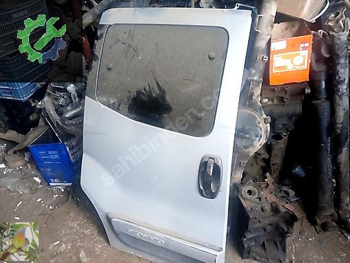 Fiat Fiorino Kapı Kolçağı çıkma parça