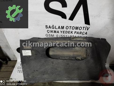 Volkswagen Caddy Arka Çamurluk çıkma parça