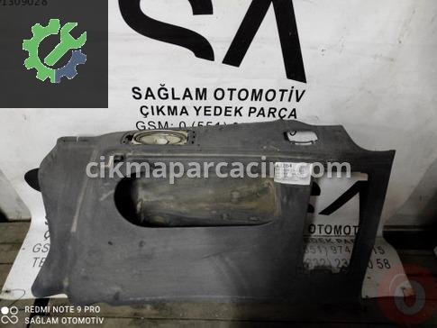 Volkswagen Caddy Arka Çamurluk çıkma parça