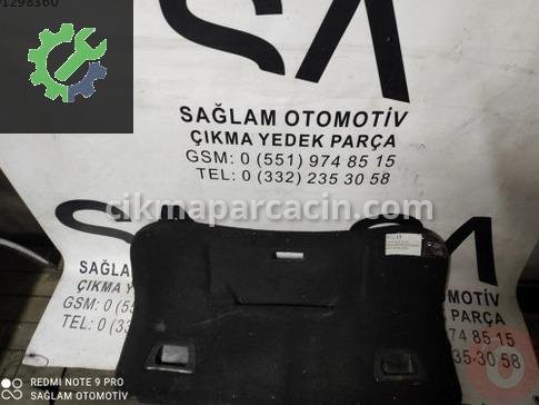 Volkswagen Passat Bagaj Döşemesi çıkma parça