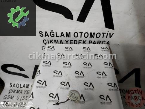 Renault Clio Çeki Demir Kapağı çıkma parça