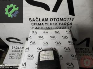 8E0953515E AUDİ A4 01-05 ÇIKMA DİREKSİYON KOLON ÜST KAPAĞI