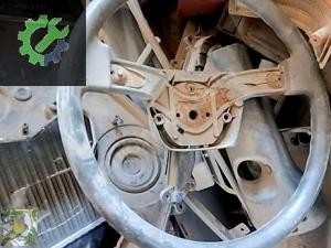 94 Mazda E2200 direksiyon simidi göbeği ile birlikte
