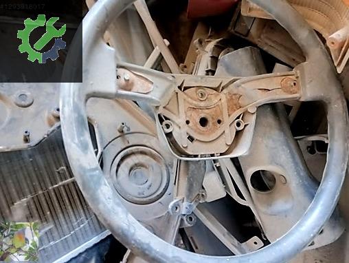 Mazda 2 Direksiyon Simidi çıkma parça