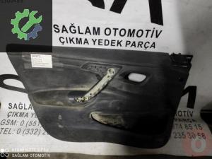 9675410577 PEUGEOT 301 13 VE ÜSTÜ ÇIKMA SOL ÖN KAPI DÖŞEMESİ