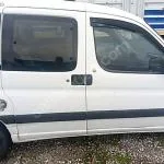 99 2009 Peugeot Partner Citroen Berlingo kesme tavan arka