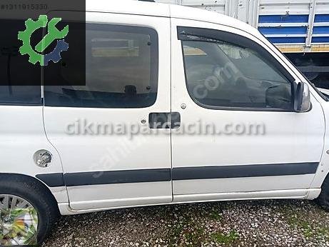 Citroen Berlingo Kesme Tavan Sacı çıkma parça