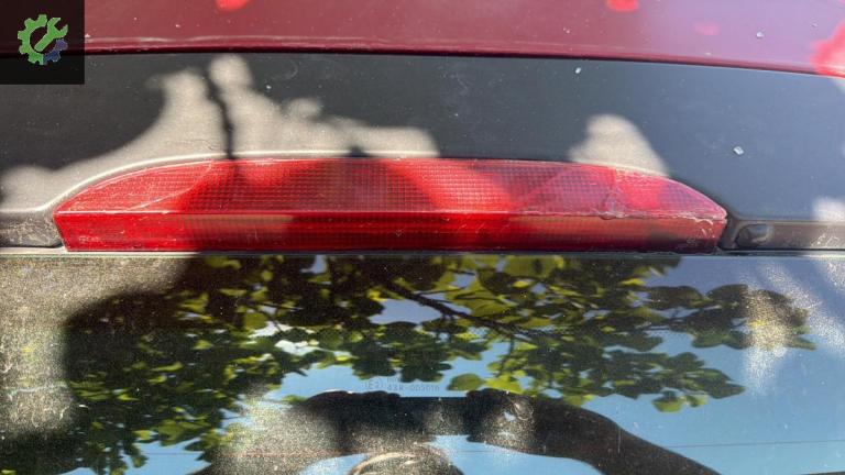 Renault Clio Arka Stop çıkma parça