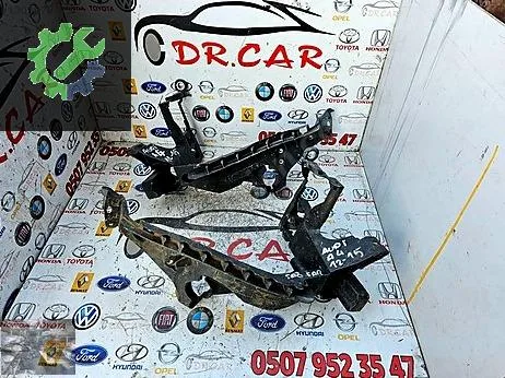 Audi A4 Far Braketi çıkma parça