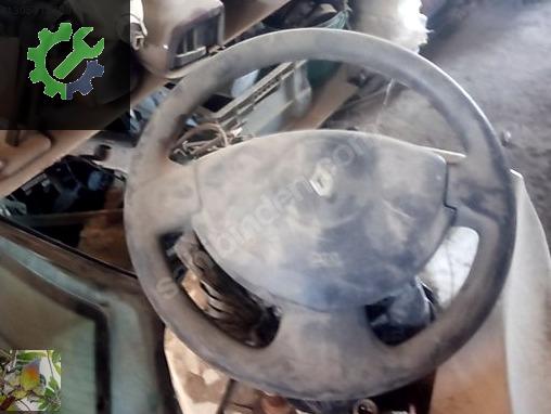 Renault Clio Direksiyon Simidi çıkma parça