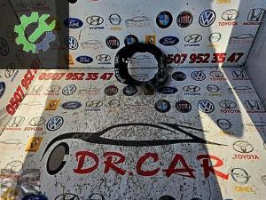 DACİA DUSTER SAĞ SİS FAR BRAKETİ ORJİNAL ÇIKMA PARÇA 8200605789 OEM 8200605789