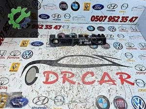 DACİA LOGAN SAĞ ARKA TAMPON BRAKETİ ORİJİNAL ÇIKMA 8200413930 3. OEM 8200413930