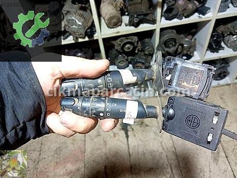 Infiniti M Sinyal Kolu çıkma parça