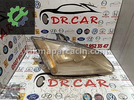 Ford Focus Sağ Ön Far çıkma parça