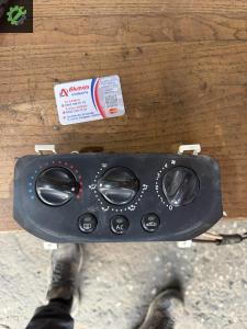 Renault Clio 2 kalorifer kontrol paneli klimalı