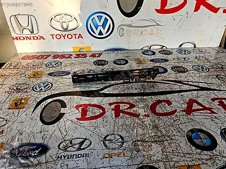 Mercedes-Benz CLA Bakalit çıkma parça