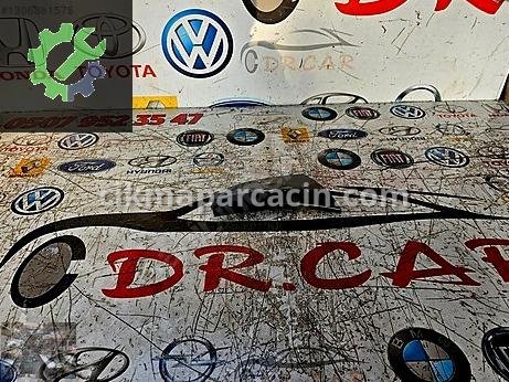 Mercedes-Benz CLA Bakalit çıkma parça