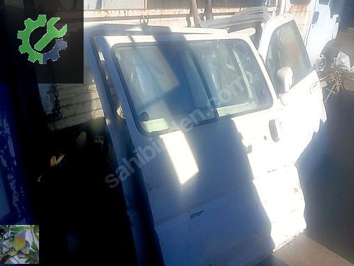 Mitsubishi L200 Kapı Kolçağı çıkma parça