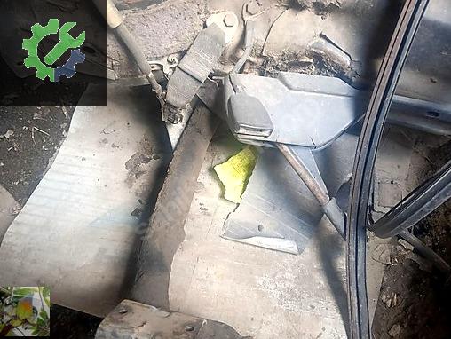 Mitsubishi L200 Radyatör Traversi çıkma parça