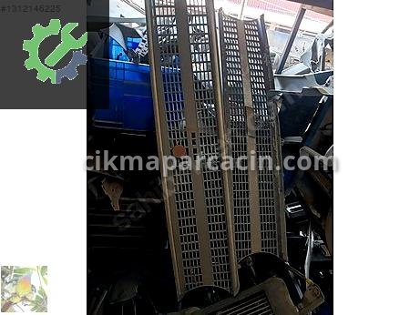 Fiat 124 Panjur çıkma parça