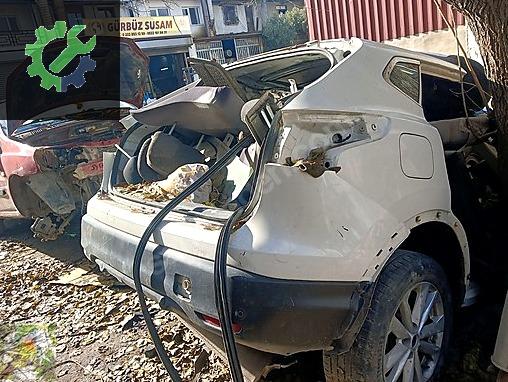 Nissan Qashqai Arka Dingil çıkma parça