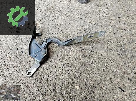 Opel Corsa Kaput Menteşesi çıkma parça