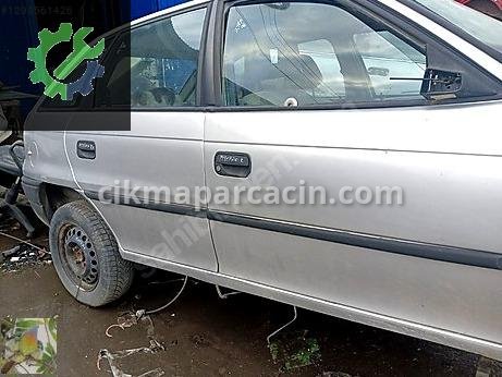 Opel Astra Kapı çıkma parça