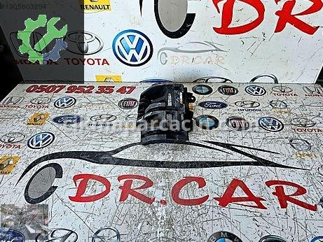 Peugeot 5008 Tampon Braketi çıkma parça
