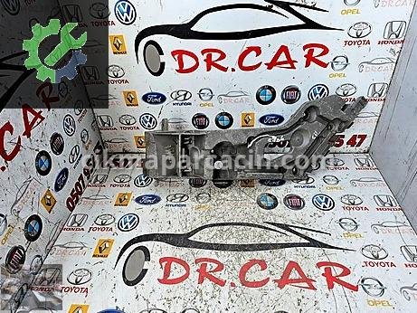 Renault Clio Tampon Braketi çıkma parça