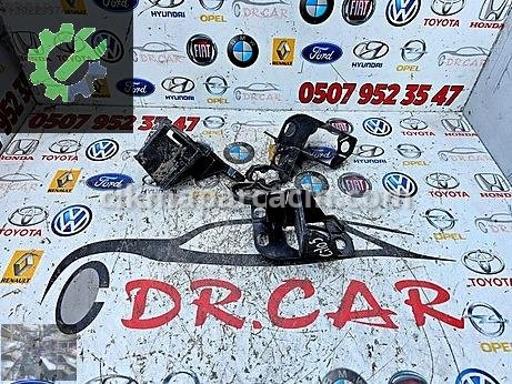 Renault Clio Far Braketi çıkma parça
