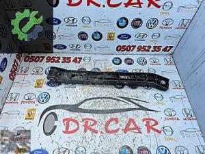 RENAULT CLİO 5 ÖN PANEL BAĞLANTI BRAKETİ ORJİNAL 625B59050R