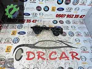 RENAULT CLİO 5 SOL ARKA TAMPON BRAKETİ ORJİNAL 850455804R 4.