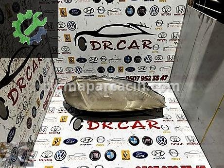 Renault Megane Sağ Ön Far çıkma parça