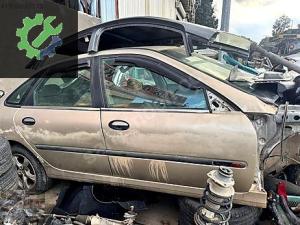 RENAULT MEGANE 1 SAĞ ÖN KAPI ORJİNAL ÇIKMA PARÇA (2. Adet)