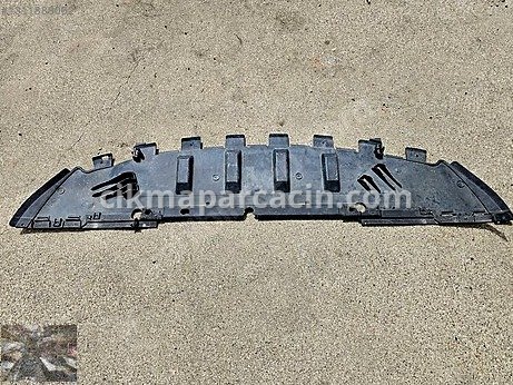 Renault Megane Ön Tampon çıkma parça