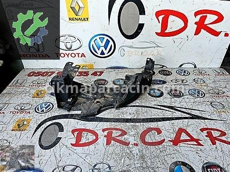 Renault Megane Far Braketi çıkma parça