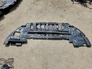 RENAULT MEGANE 4 ÖN TAMPON ALT MUHAFAZA ORJİNAL ÇIKMA 622350422R