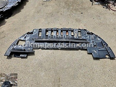 Renault Megane Ön Tampon çıkma parça