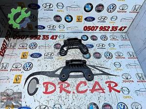 RENAULT MEGANE 4 ÖN TAMPON BRAKETİ ORJİNAL ÇIKMA 622405678R 1.