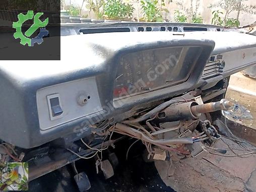 Renault R12 Göğüslük çıkma parça