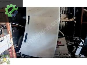Renault 9 kaput beyaz