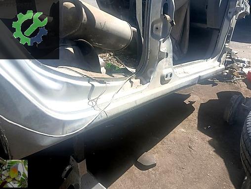 Renault Clio Marşpiyel Sacı çıkma parça