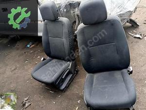 Renault Fluence kumaş ön koltukları