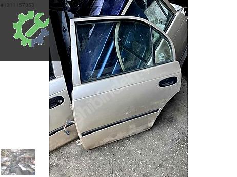 Toyota Corolla Kapı (Arka Sol) çıkma parça