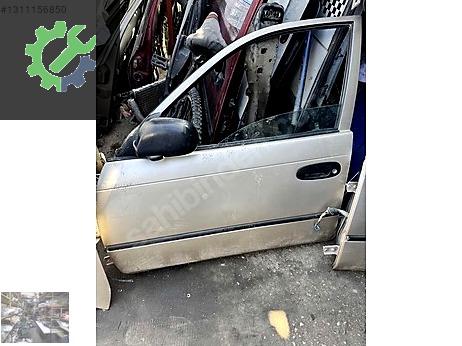 Toyota Corolla Kapı (Ön Sol) çıkma parça