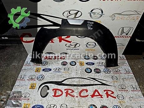 Toyota Hilux Sol Arka Stop çıkma parça