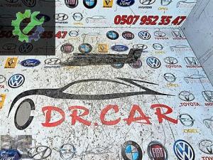 TOYOTA YARİS 15-21 ÇAMURLUK BRAKETİ ORJİNAL ÇIKMA 538520D030 4.